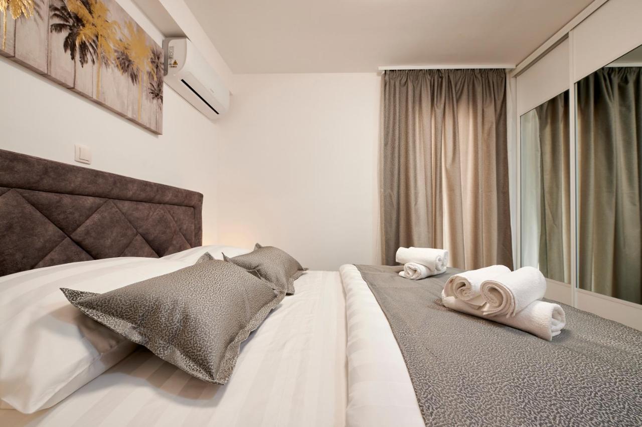 Apartment Gaby 3 Trogir Exteriör bild
