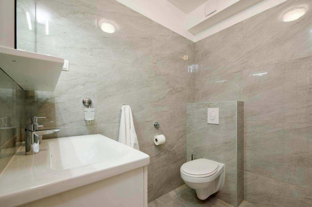 Apartment Gaby 3 Trogir Exteriör bild
