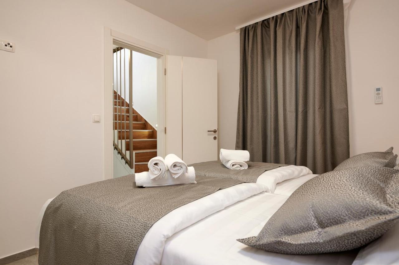 Apartment Gaby 3 Trogir Exteriör bild