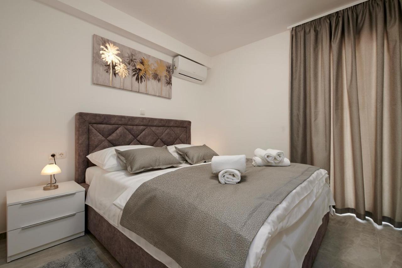 Apartment Gaby 3 Trogir Exteriör bild