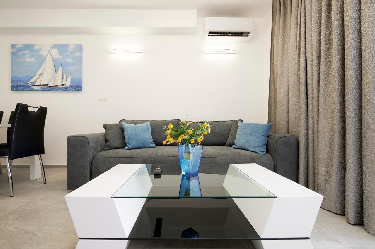 Apartment Gaby 3 Trogir Exteriör bild