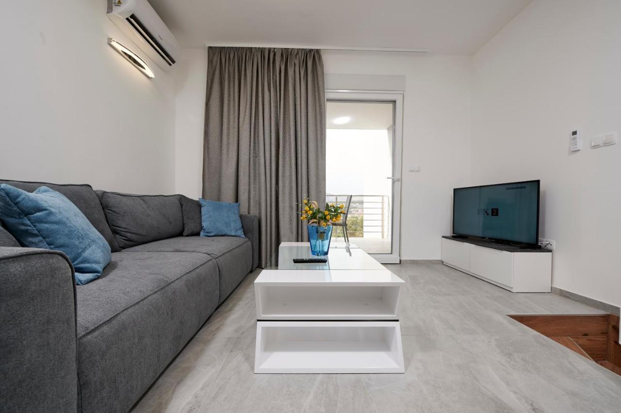 Apartment Gaby 3 Trogir Exteriör bild